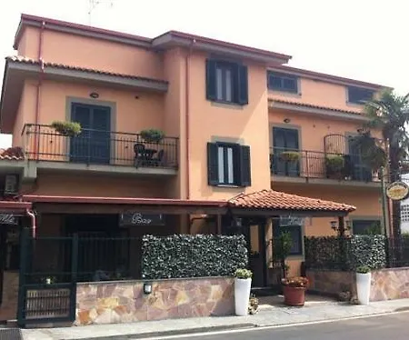 Dei Tartari Hotel 3*