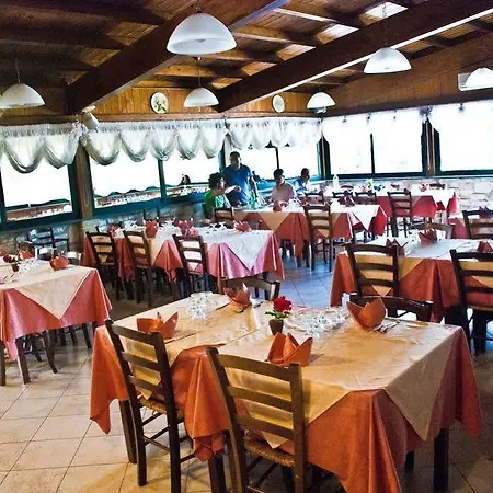 Dei Tartari Hotel 3*